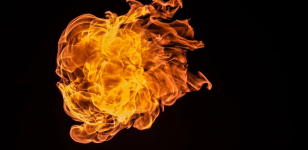 Arti Sebenarnya Mimpi Dikejar Api, Benarkah Sebuah Pertanda Buruk?