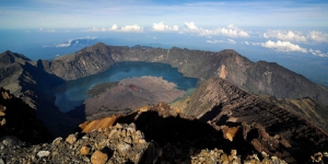 Kisah Misteri Gunung Rinjani Lombok yang Indah 