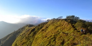 Bikin Merinding! Begini Kisah Seram yang Dialami Pendaki Gunung Malabar di Jawa Barat