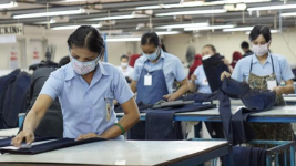 RUU Cipta Kerja, Janji Pemerintah Berikan Jaminan Perlindungan pada Pekerja Outsourcing