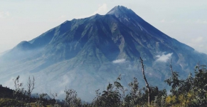 Seram! Ini Beberapa Cerita Mistis Para Pendaki Saat Mendaki Gunung Merbabu yang Bikin Merinding
