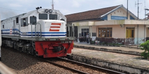 Seram! Beberapa Stasiun Kereta Api Ini Dinilai Paling Angker di Indonesia