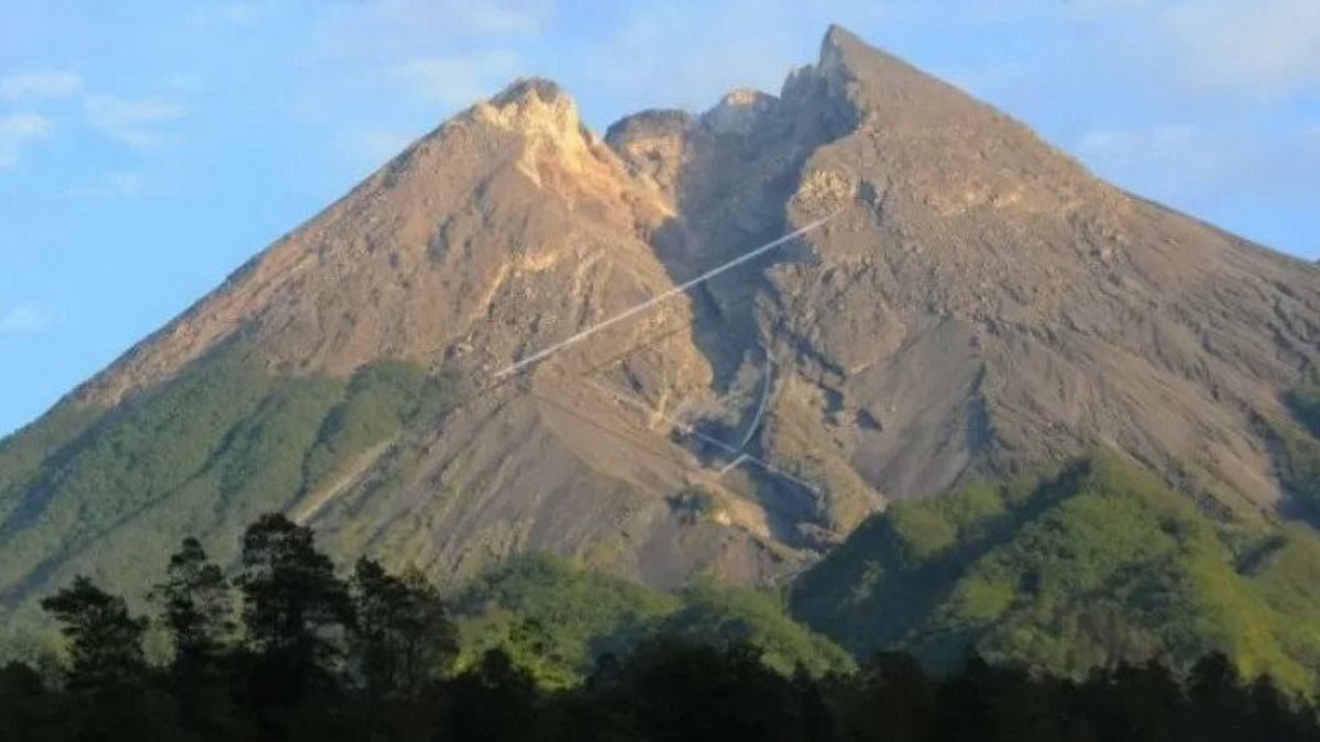 Status Aktivitas Gunung Merapi Ditingkatkan Dari Waspada Menjadi Siaga