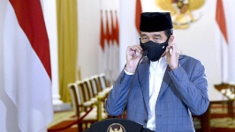 Presiden Jokowi Akan Prioritaskan Vaksin Corona untuk Dokter,Perawat,TNI-Polri dan Guru