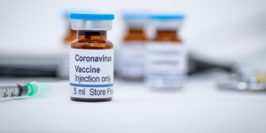 Perbedaan Serta Keunggulan Lengkap Vaksin Moderna dan Astra Zeneca yang Harus Diketahui