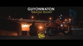 Lirik Lagu Lengkap Sebatas Teman Guyon Waton dan Terjemahannya