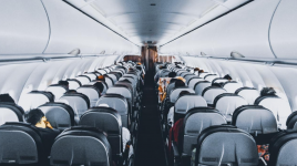 Melihat Aturan Baru Penumpang Pesawat yang Tak Boleh Makan dan Minum