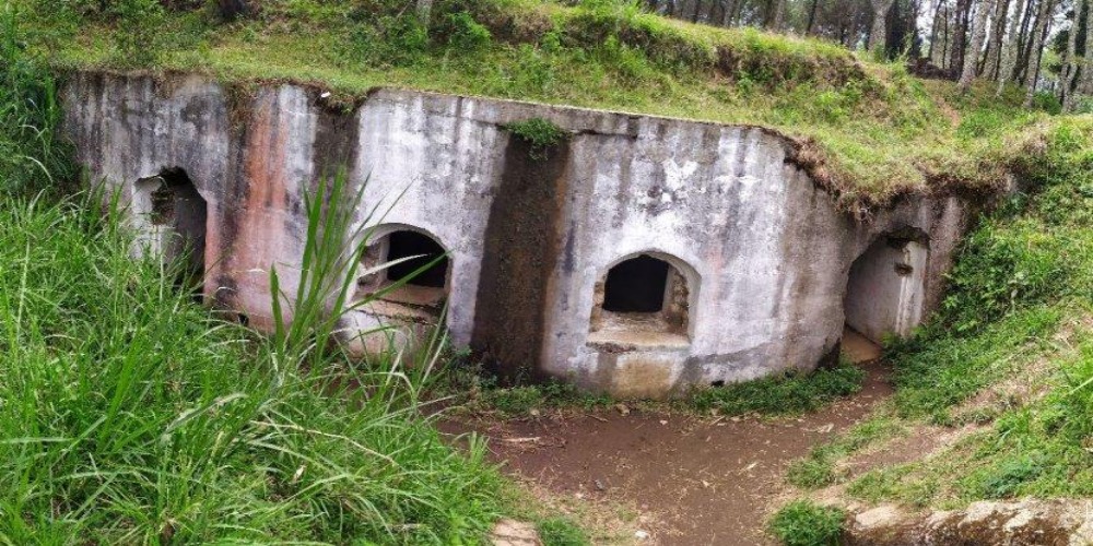 Cerita Mistis Benteng Belanda Gunung Putri di Lembang, dari Penampakan Gaib hingga Suara Misterius