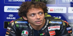 Dikritik Rossi, Ini Tanggapan Bos Yamaha