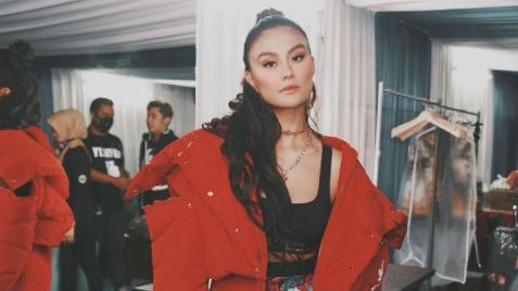 Agnez Mo Mengejutkan Penggemar Dengan Beri Ucapan Selamat Ulang Tahun ke Aktor Tampan Thailand