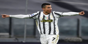 Sukses Lewati Rekor Gol Pele, Ini Rekor Baru yang Akan Diincar Ronaldo di 2021
