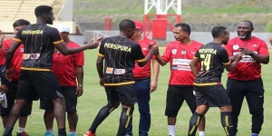 Persipura Dampingi Madura United Menuju Pintu Keluar Sepakbola Indonesia