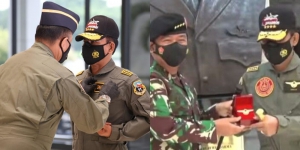 Pensiun Februari, Kapolri Terima 2 Bintang Jasa dari TNI 