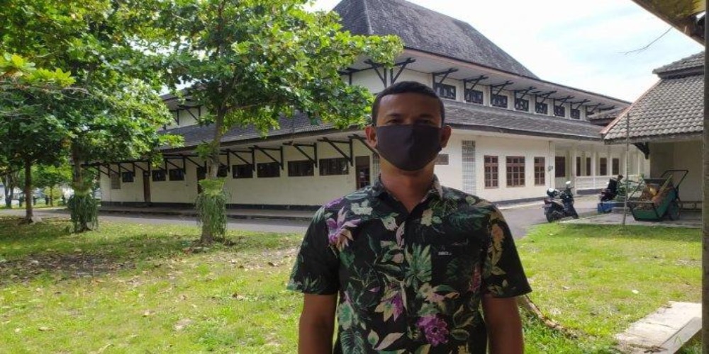 Cerita Misteri Penjaga Gedung Wanita Karanganyar, Konon Ada Penampakan Bayangan Hitam Besar Mata Merah