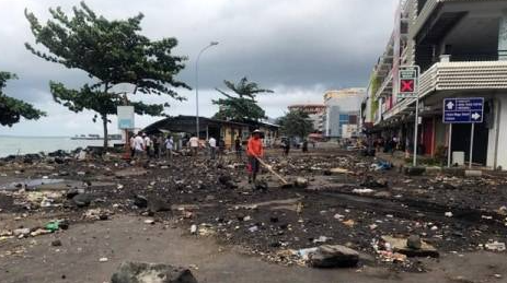 Situasi Manado Hari ini Pasca Pasang Air Laut Seperti Tsunami yang Banjiri Pusat Perbelanjaan