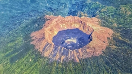 Fakta-fakta Kenaikan Status Aktivitas Vulkanik Gunung Raung Bondowoso