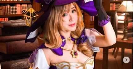 Biografi dan Profil Lengkap Agama Larissa Rochefort, Cosplayer Cantik dan Seksi Indonesia 