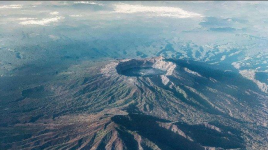 Fakta Gunung Raung Mengeluarkan Suara Bergemuruh, Diduga Penyebab Dentuman di Malang