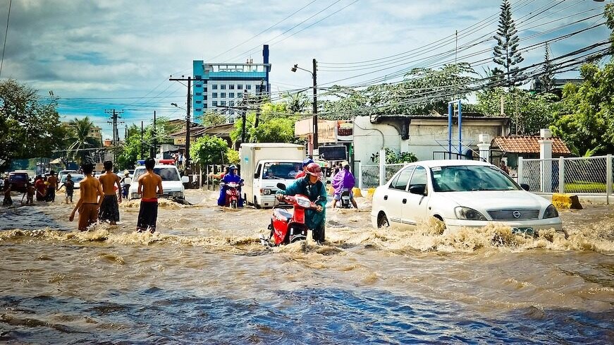 Hujan Deras Guyur DKI Jakarta Sejak Dini Hari, Beberapa Wilayah Terendam Banjir