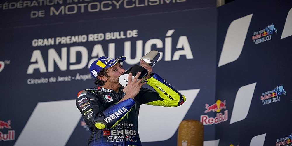 Bertemu Valentino Rossi, Bos Petronas Yamaha SRT Mengaku Merinding dan Terkesima