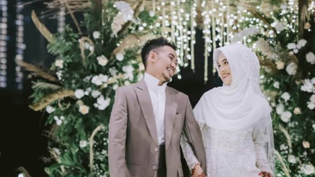 Kisah Cinta Romantis Ustaz Syam dan Jihan Salsabila, Awal Februari Berkenalan Berakhir Pacaran Setelah Nikah