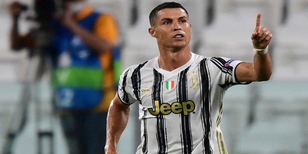 Lirik Cristino Ronaldo, Ini Kata Direktur PSG 