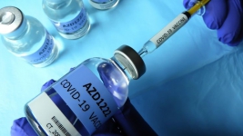 Inggris Sementara Waktu Hentikan Uji Coba Vaksin AstraZeneca pada Anak-anak, Khawatir Adanya Pembekuan Darah