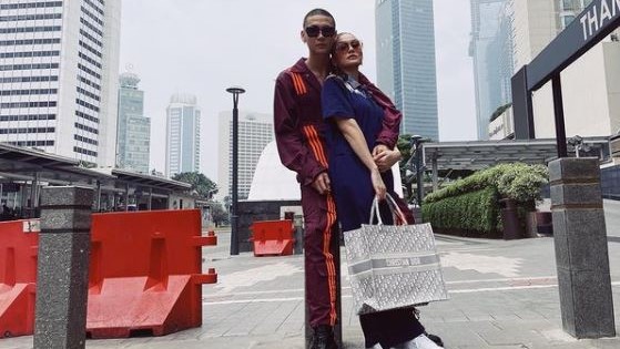 Potret Mesra Adam Rosyadi dan Agnez Mo Jadi Sorotan Netizen 