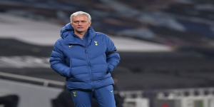 Mengejutkan, Tottenham Hotspur Resmi Pecat Jose Mourinho
