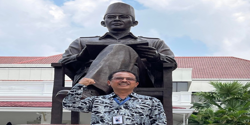 Cerita Mistis Seniman Yogyakarta Sempat Mimpi Hal-hal Gaib saat Buat Patung Bung Karno di Lemhannas