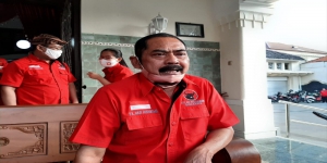 Ketua DPC PDIP Solo Respon Soal Ganjar Pranowo tidak Diundang ke Acara Puan Maharani di Semarang