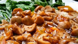 Resep Lengkap Cara Membuat Pokcoy Siram Jamur, Sebagai Menu Makan Siang Bersama Keluarga