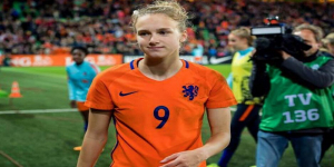 10 Potret Cantik Vivianne Miedema, Striker Timnas Putri Belanda di Olimpiade 2020