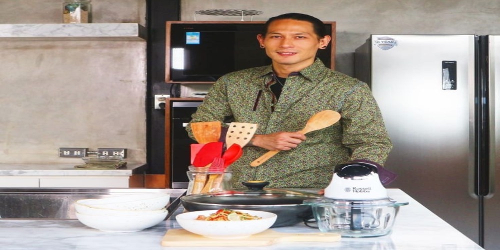 Buka-bukaan Chef Juna di Podcast Deddy Corbuzier, Akui Keinginan Punya Anak Terserah pada Sosok Istri, Netizen: Keren Banget