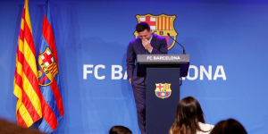 Detik-detik Video Lionel Messi Menangis Ucapkan Perpisahan dengan Barcelona