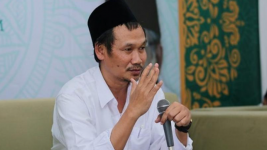 Profil dan Biodata Gus Baha, Ulama yang Sentil PDIP Soal Soekarno dan Kemerdekaan Indonesia