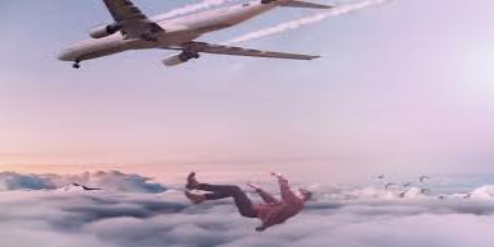 Arti Sebenarnya Mimpi Jatuh dari Pesawat Menurut Primbon Jawa, Dipercaya Sebagai Pertanda Datangnya Musibah