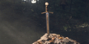 Arti Sebenarnya Mimpi Melihat Pedang Panjang Menurut Primbon Jawa, Akan Mendapat Kebahagiaan Besar