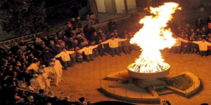 Arti Sebenarnya Mimpi Menyembah Api Menurut Primbon Jawa, Pertanda akan Mendapat Harta Haram