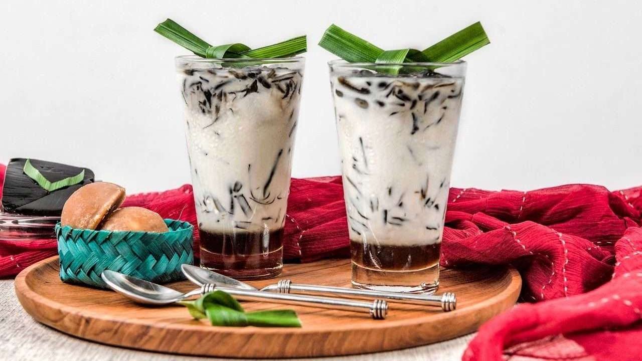 Resep dan Cara Membuat Es Cincau Hitam Kuah Susu, Menu Minuman Segar Cocok untuk Buka Puasa Ramadan
