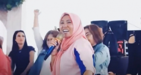 Profil dan Biodata Meli Dedi, Penyanyi Lagu Sikok Bagi Duo Viral di Tiktok