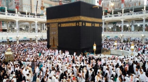 Arti Sebenarnya Mimpi Naik Haji ke Mekah Menurut Islam yang Wajib Kamu Tahu