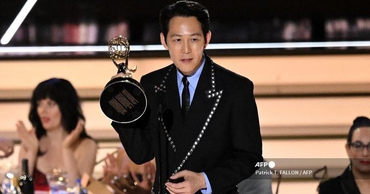 Profil dan Biodata Lee Jung Jae: Umur, Karier, IG Aktor Korea Pertama Menang Emmy Awards 2022