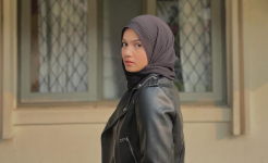 Profil dan Biodata Mutiara Sofya: Umur, Agama, IG, Pemeran Kelly di Film Teman Tidur