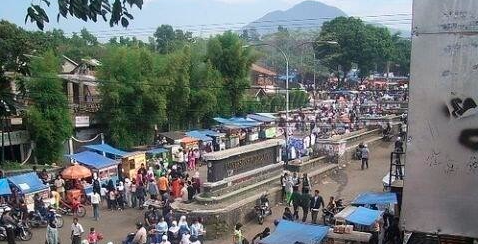 9 Jenis Makanan Ini Ternyata Jadi Jajanan yang Sangat Diminati Anak Unpad di Jatinangor  