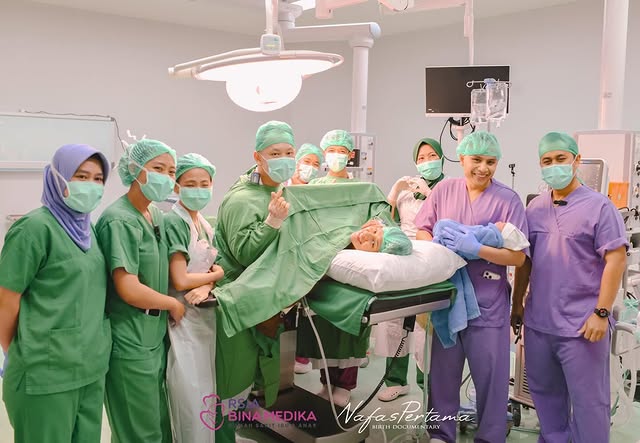 Susan Sameh dan Khalid Atamimi Dikaruniai Putra Pertama