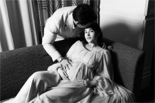 Chelsea Islan Umumkan Kehamilan Pertama, Kado Spesial di Ulang Tahun Suami