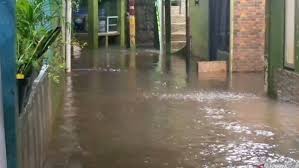 Banjir di Kebon Pala Capai Ketinggian Lebih dari Satu Meter pada Jumat Siang