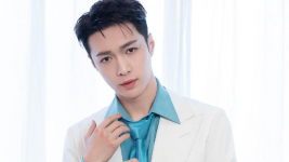 Lay EXO Sampaikan Duka atas Wafatnya Vidi Aldiano