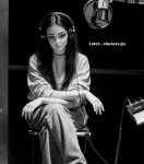 Influencer Virtual Noonoouri Perluas Kolaborasi dengan Brand Fashion Global